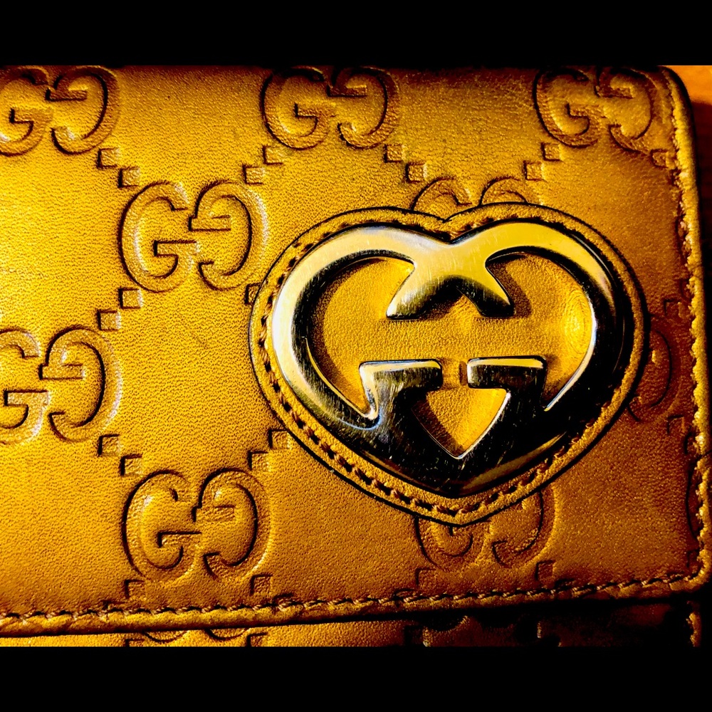 🤩🤩Authentic Gucci Guccissima Lovely Heart 🤩🤩 - Picture 11 of 13